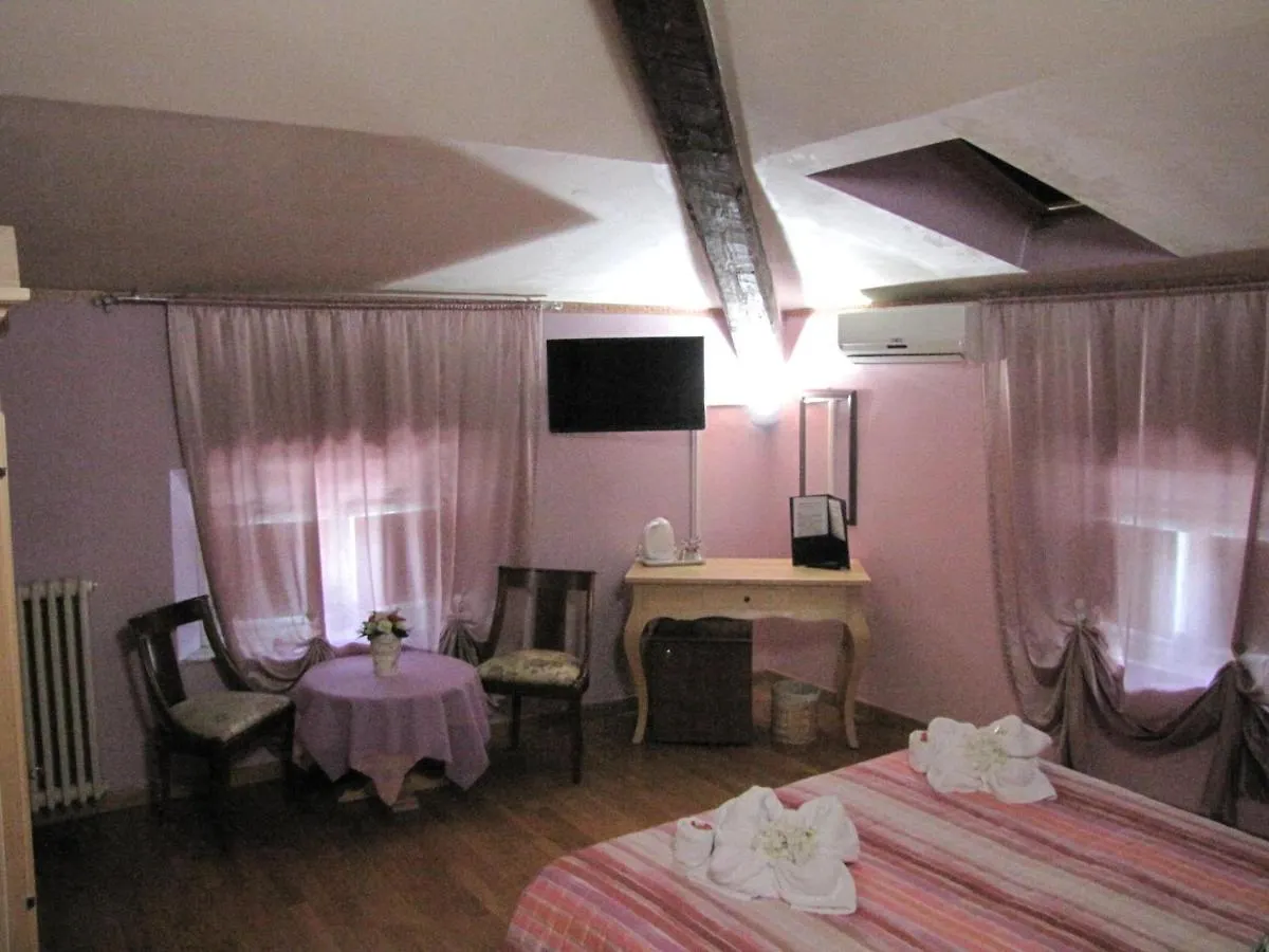 Bb La Bella Addormentata E Il Principe Calaf Bed and Breakfast Lucca 2*,  Italië
