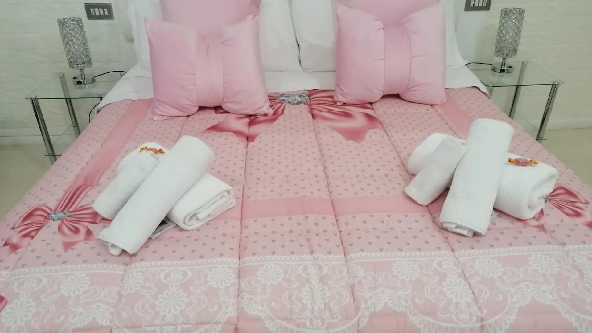 Bed & Breakfast Bb La Bella Addormentata E Il Principe Calaf Bed and Breakfast Lucca