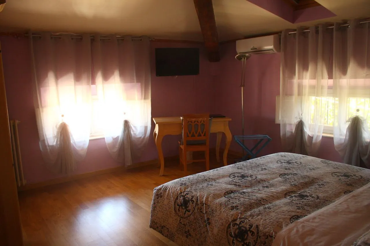 Bed & Breakfast Bb La Bella Addormentata E Il Principe Calaf Bed and Breakfast Lucca