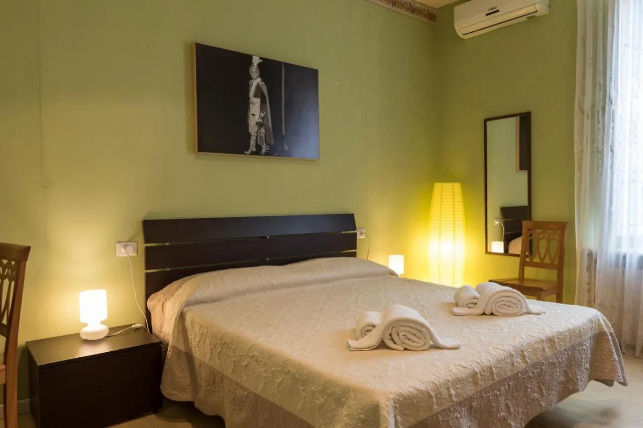 Bb La Bella Addormentata E Il Principe Calaf Bed and Breakfast Lucca Bed & Breakfast
