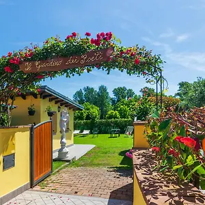 Alojamento de Acomodação e Pequeno-almoço Il Giardino Dei Poeti And