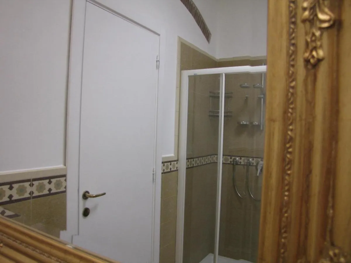 Bed and Breakfast Bb La Bella Addormentata E Il Principe Calaf Lucca
